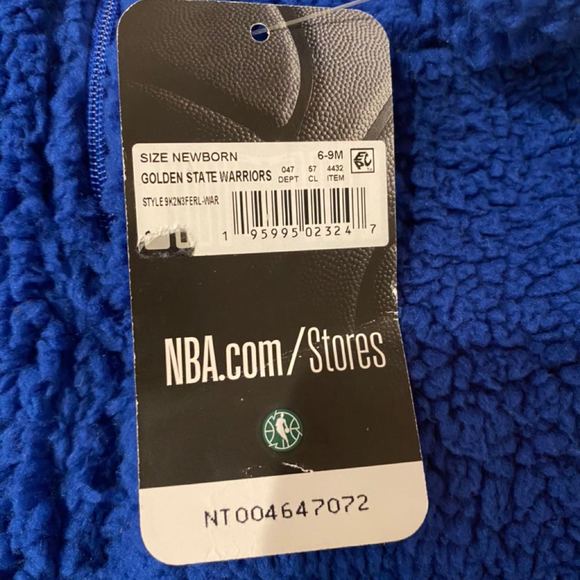 NBA Newborn Teddy Fleece Onesie - Golden State Warriors - 6M - Picture 2 of 3